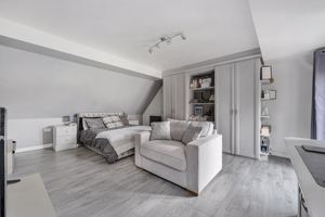 Photo 17- click for photo gallery